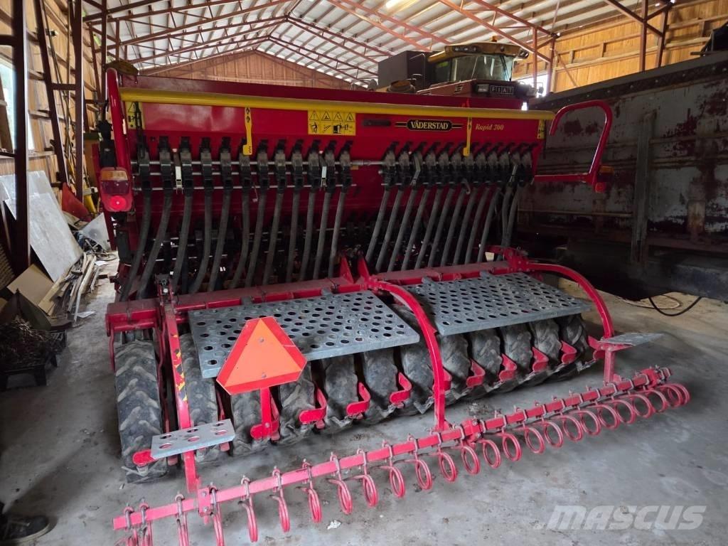 Väderstad Rapid300C Kombisåmaskiner
