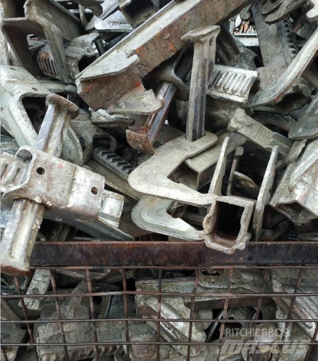 Peri BFD Clamps (Used) Formsättning