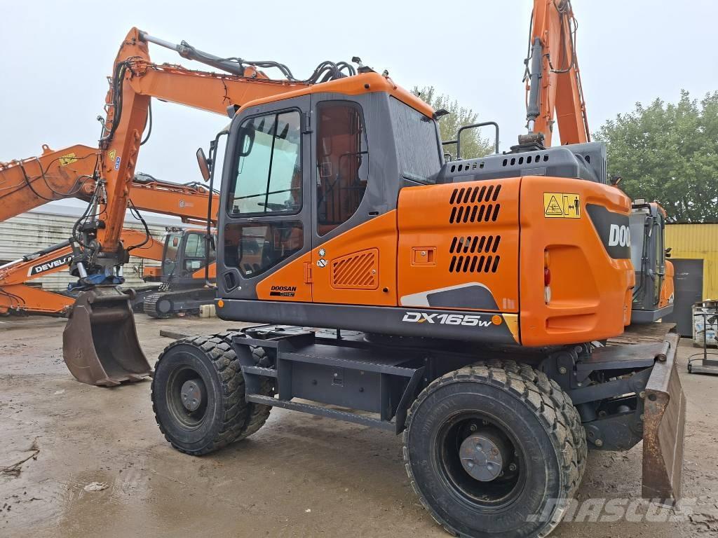 Doosan DX 165 W-5 Hjulgrävare