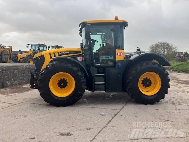 JCB (21007788) FT 4220 Traktorer