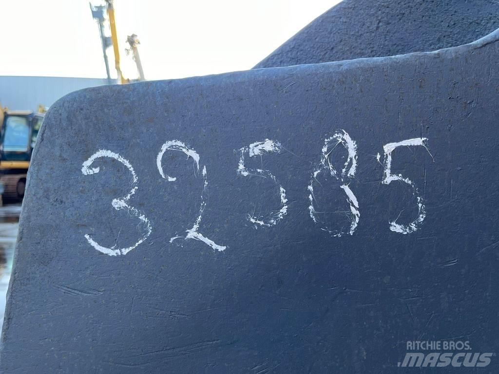 CAT Bucket 950 Skopor