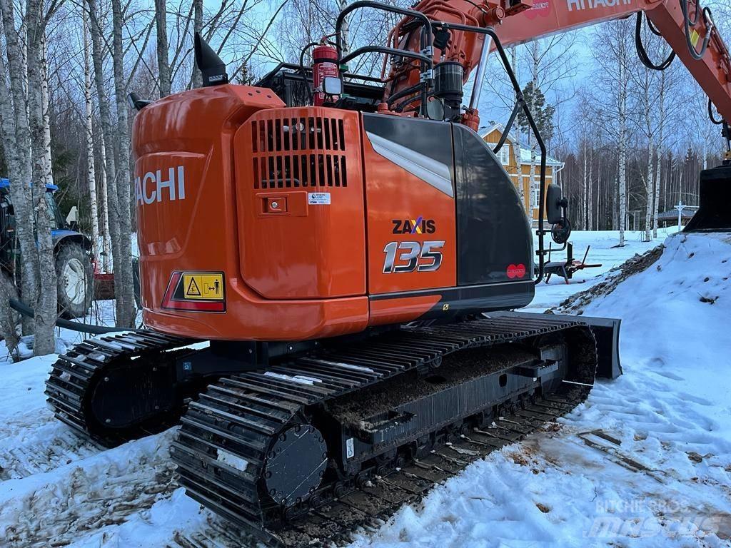 Hitachi ZX135US-7 Bandgrävare