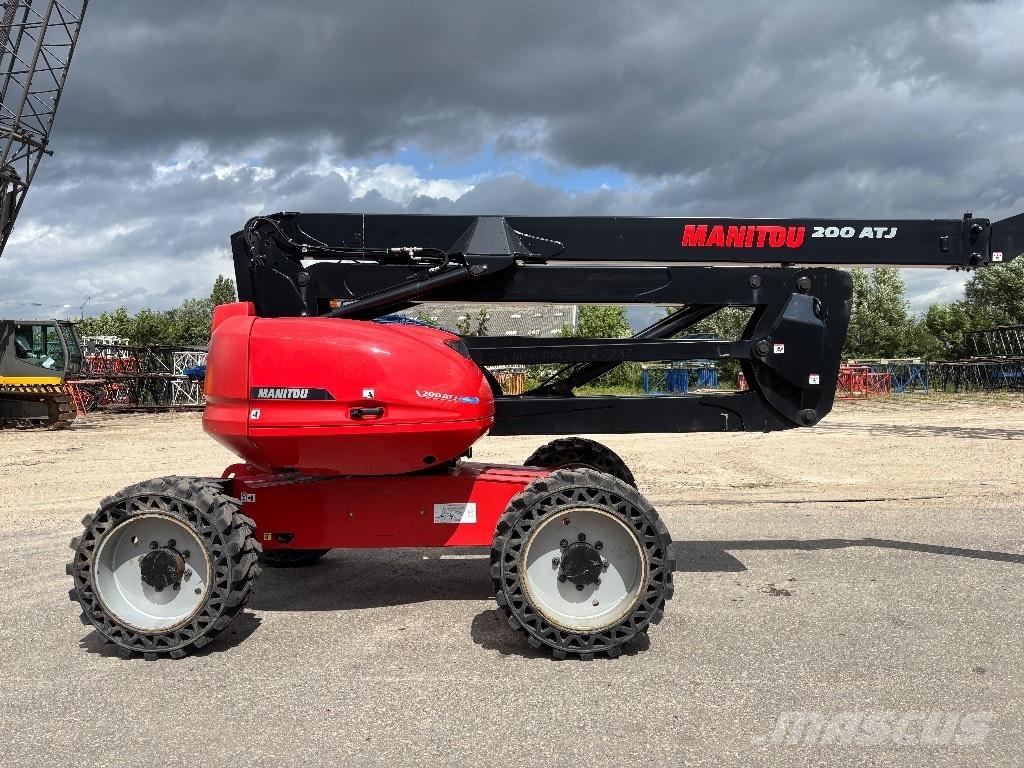 Manitou 200 ATJ Bomliftar