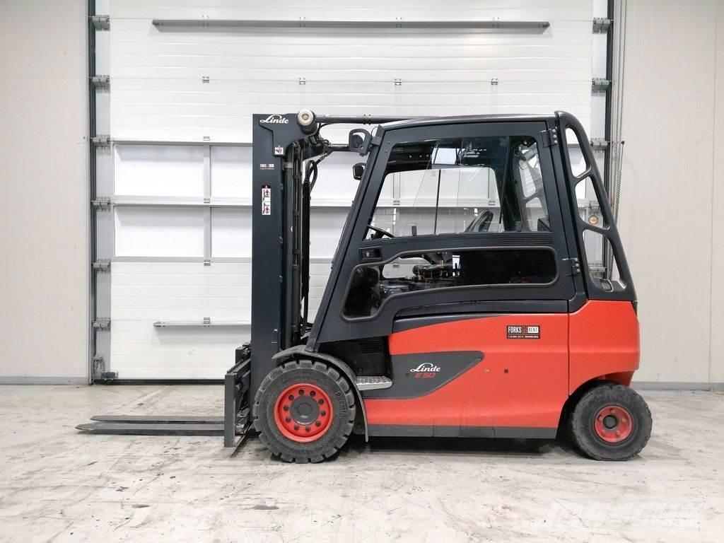 Linde E50HL-01 Elmotviktstruckar
