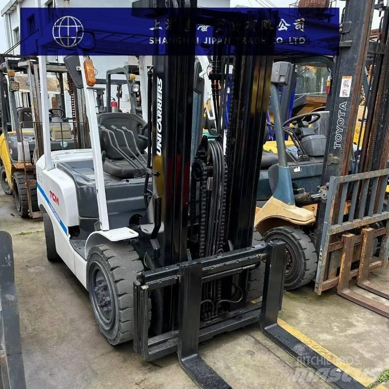 TCM 30 Dieselmotviktstruckar