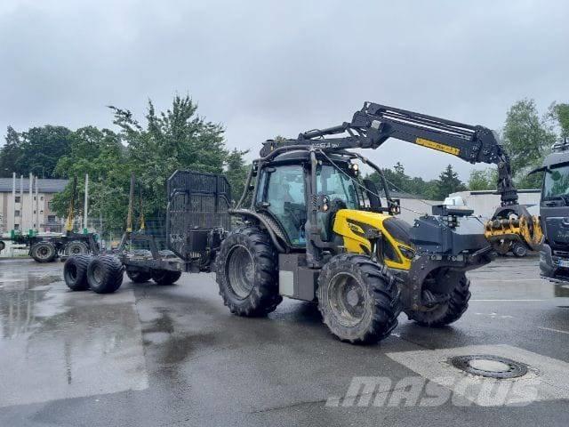 Valtra N 153 forst Skogstraktorer