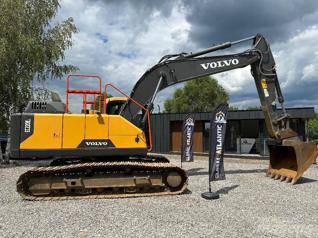 Volvo EC 220 E L Bandgrävare
