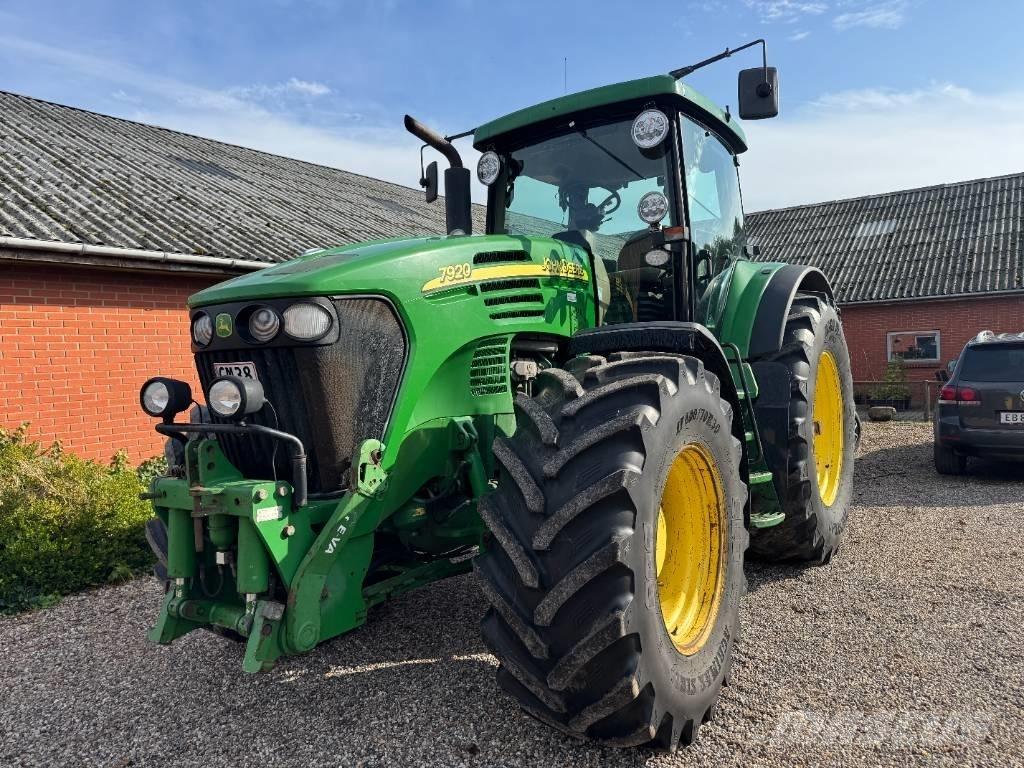 John Deere 7920 Traktorer