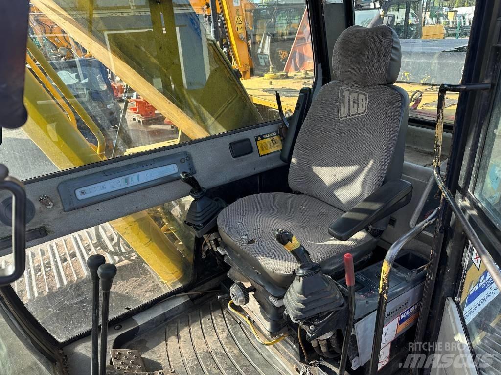 JCB JS 200 LC Bandgrävare