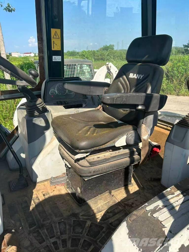 Sany BL 70 C Grävlastare