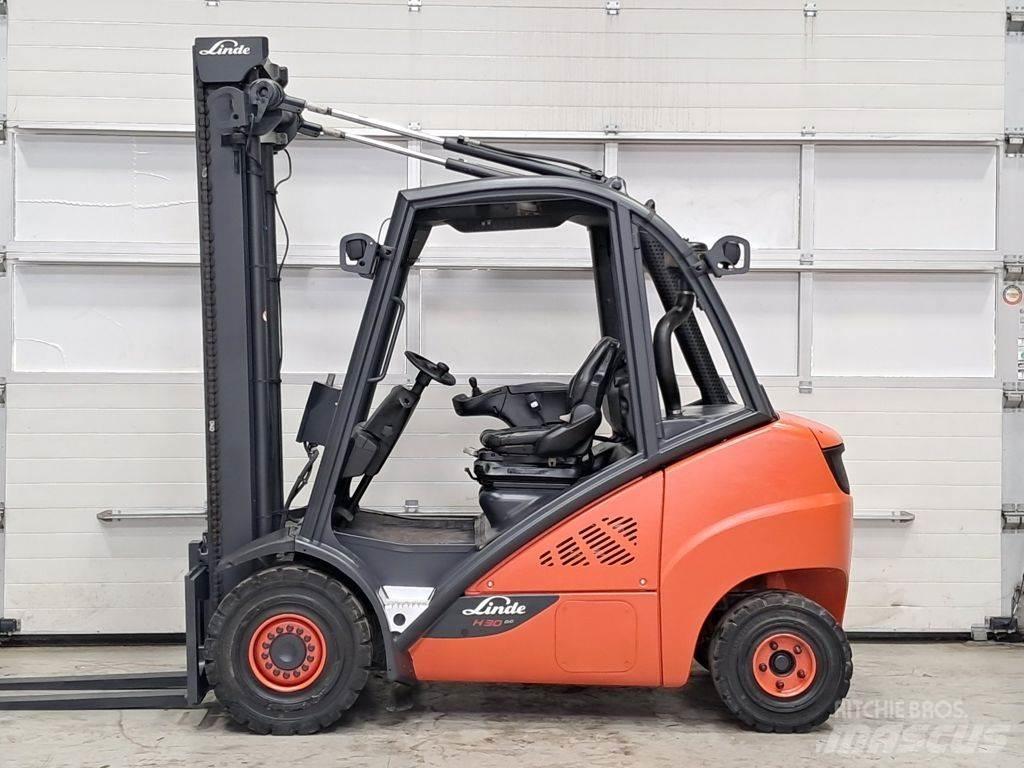 Linde H30D-02 Dieselmotviktstruckar