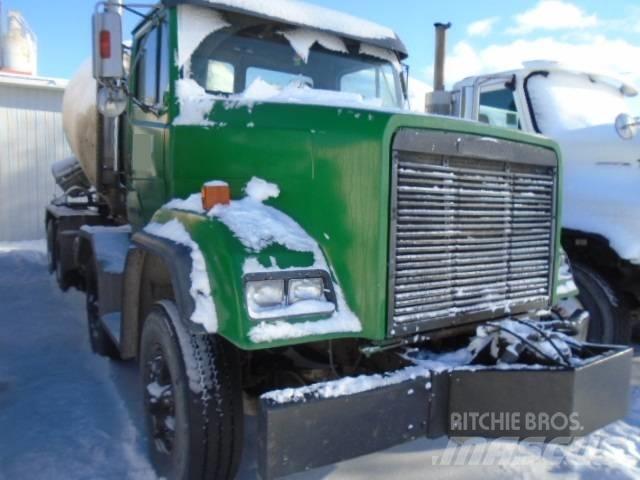Freightliner FLC 112 Övriga bilar