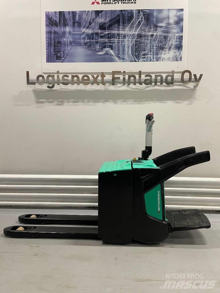 Mitsubishi PBV 20 N2 Låglyftare med plattform