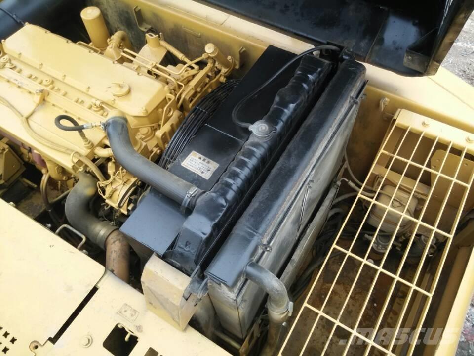 CAT 325 B Bandgrävare