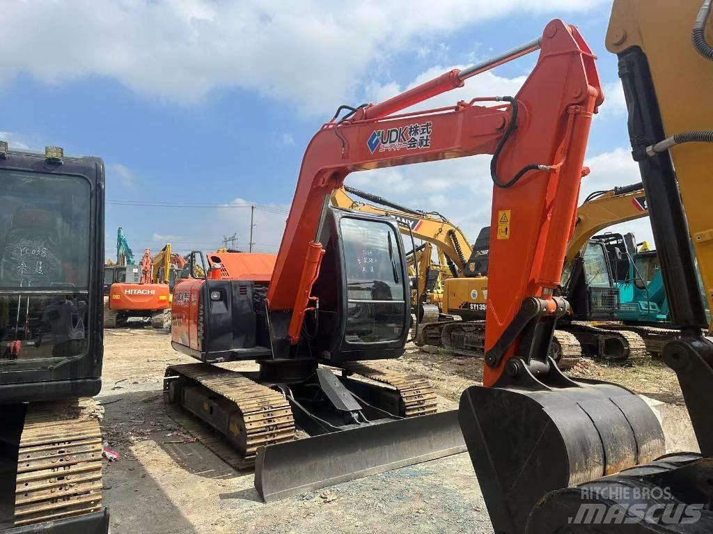 Hitachi ZX 75 Midigrävmaskiner 7t - 12t