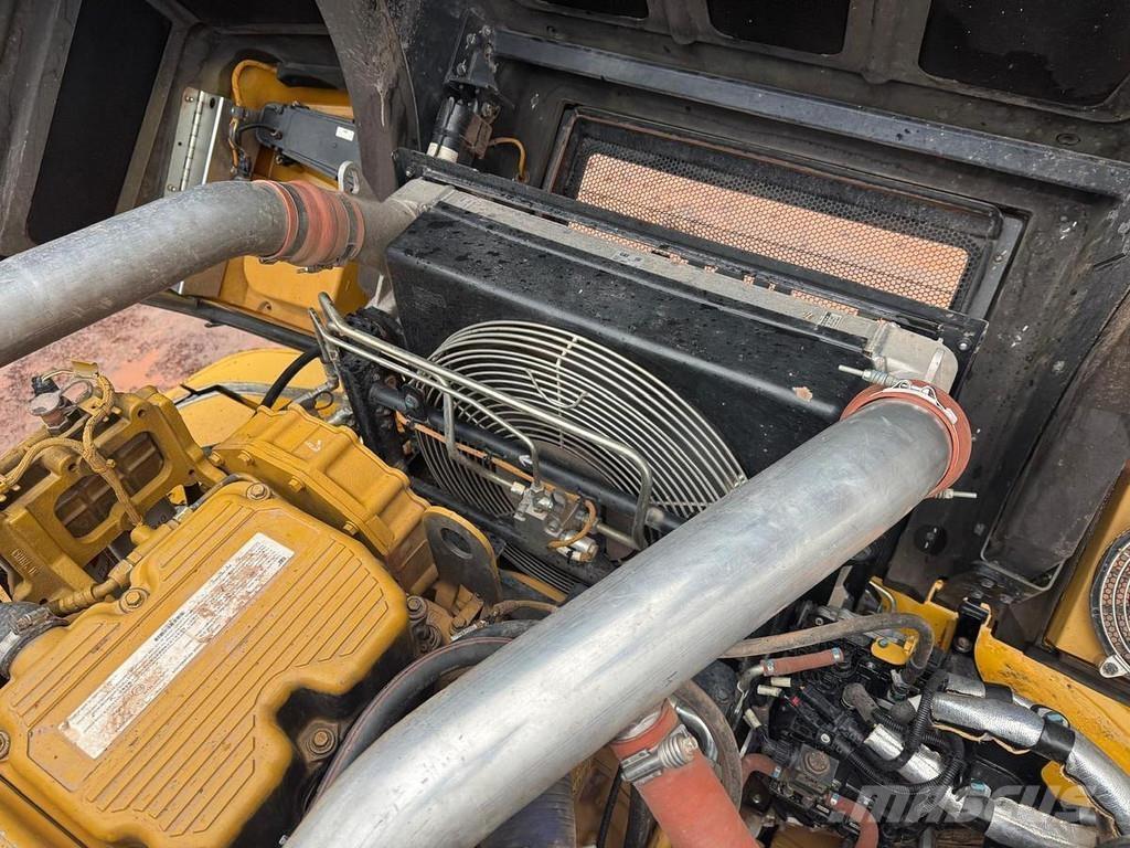 CAT 745C Redskapsbärare