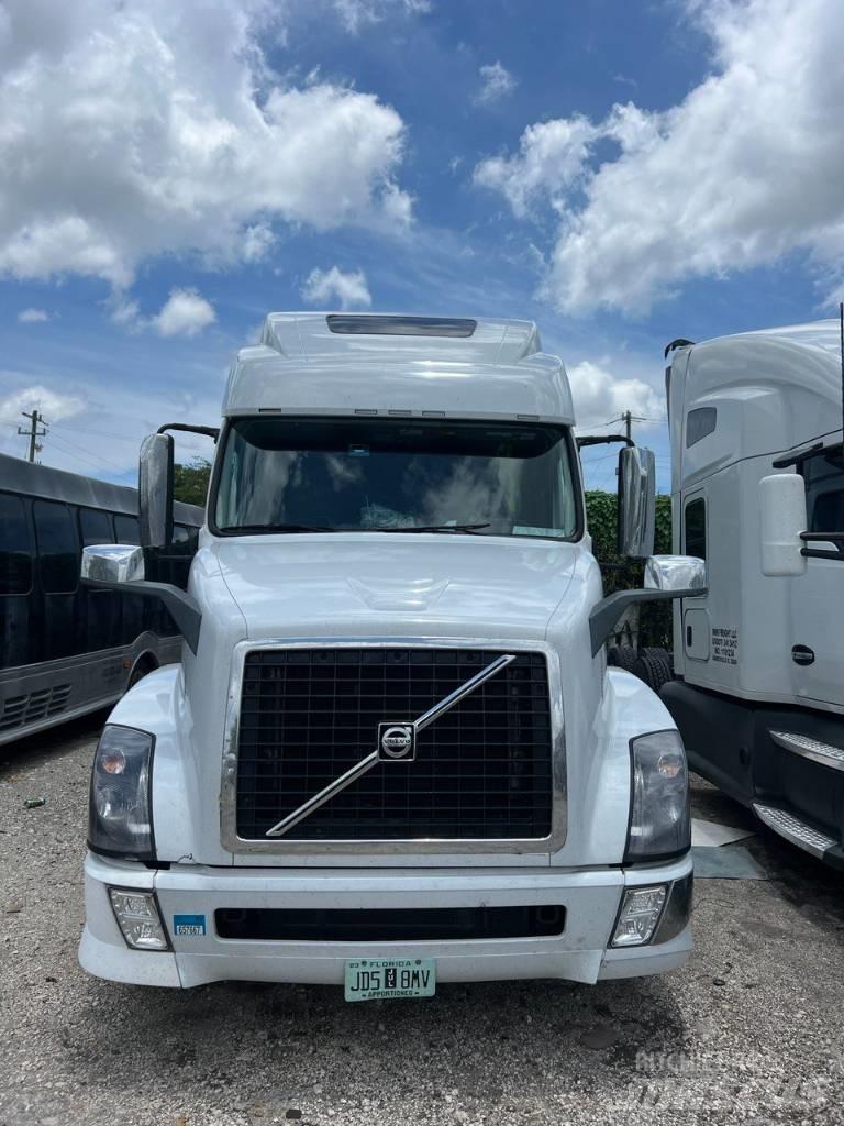 Volvo VNL 780 Dragbilar