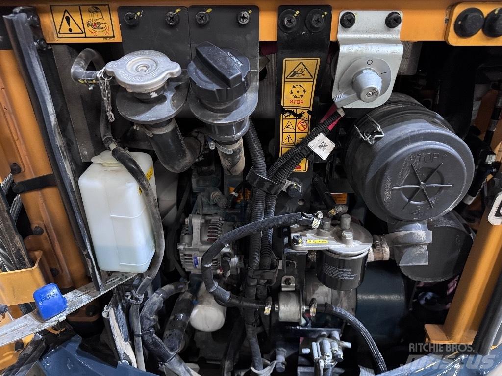 Hyundai R25Z-9 AK Minigrävare < 7t