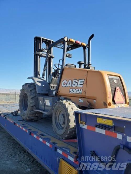 CASE 586H Terrängtruck