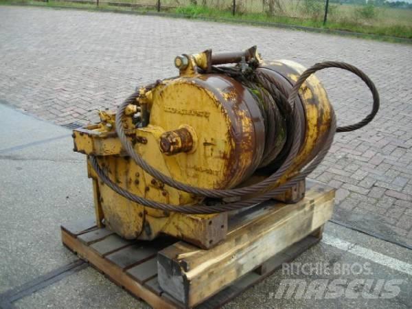 Komatsu D65E WINCH Övriga