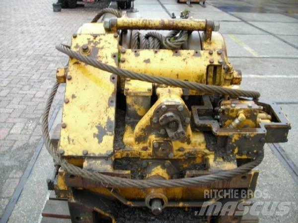 Komatsu D65E WINCH Övriga