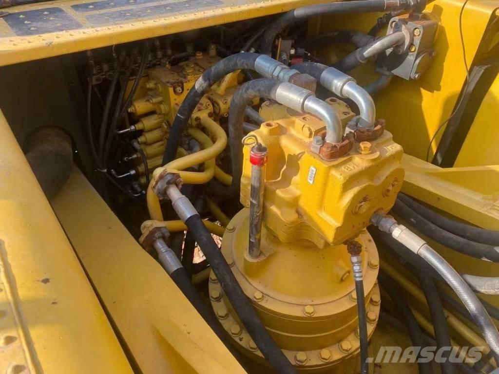 Komatsu PC 400-8 Bandgrävare