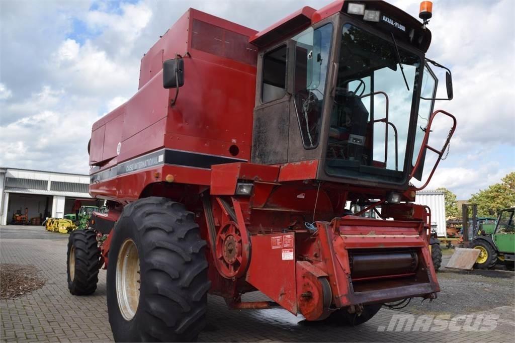 Case IH 1680 Axial Skördetröskor