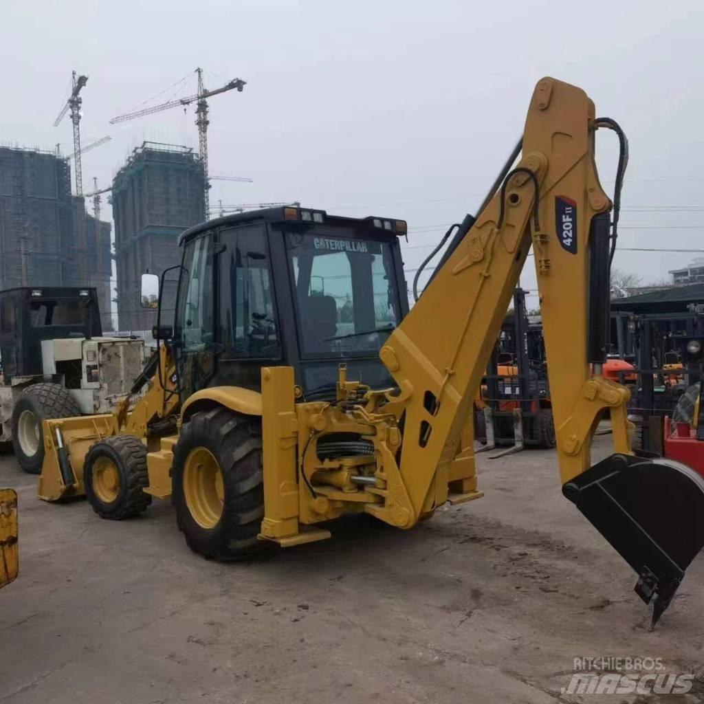 CAT 420 F Grävlastare