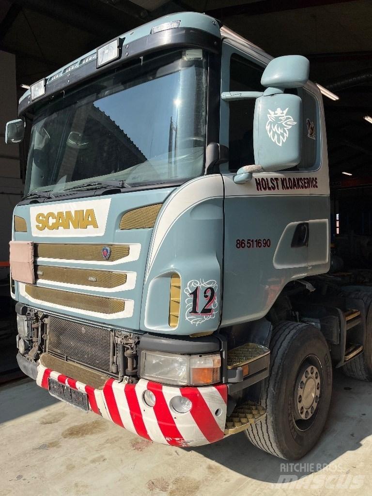 Scania CG16 Hytter och interiör