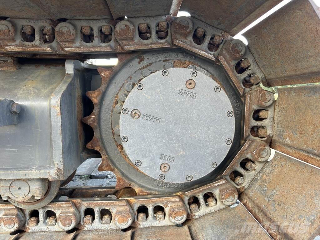Volvo ECR145EL Bandgrävare