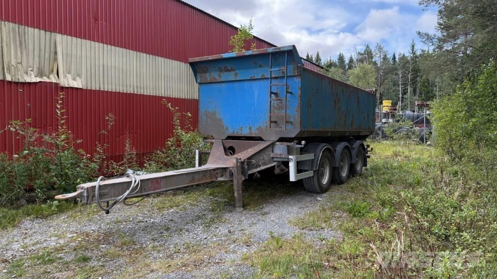  M & V Trippelkärra Tippsläp