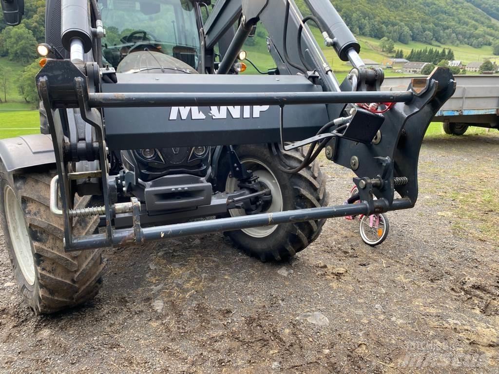 Valtra N134  HiTECH Traktorer