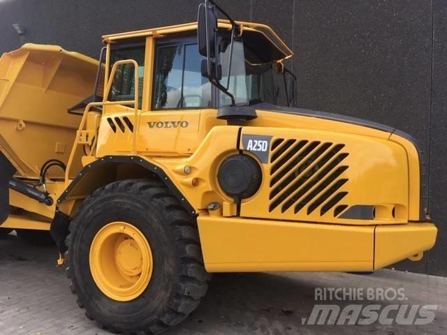 Volvo A25D Midjestyrd dumper