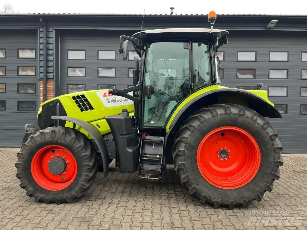 CLAAS Arion 620 CIS Traktorer