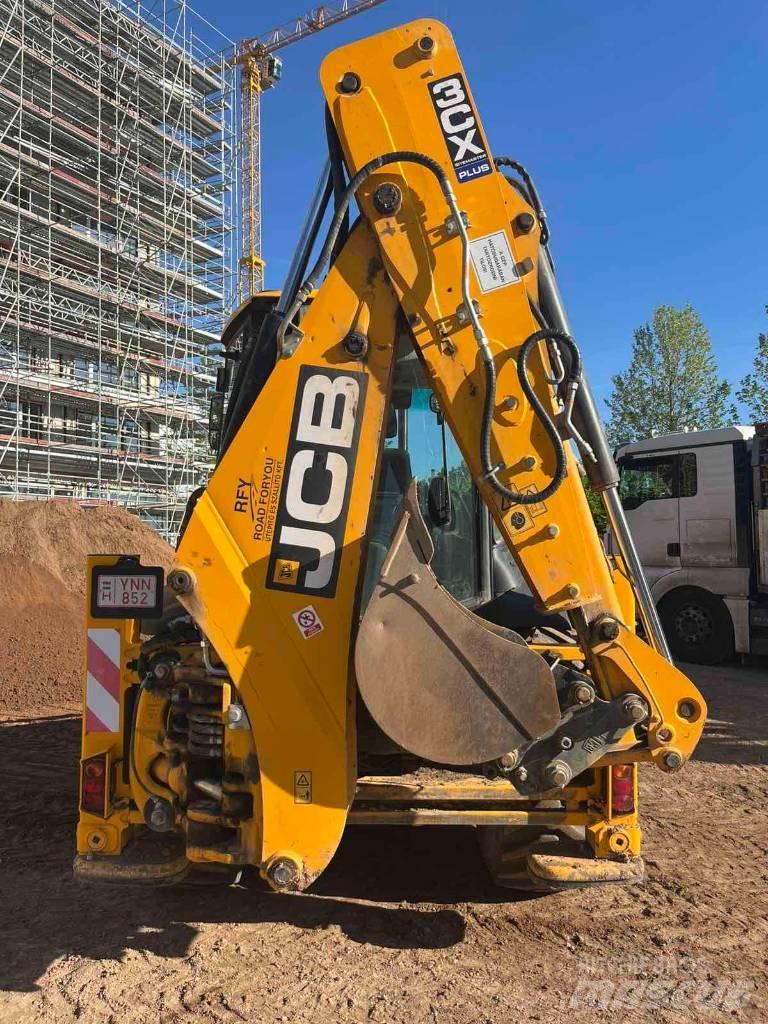 JCB 3 CX Midigrävmaskiner 7t - 12t