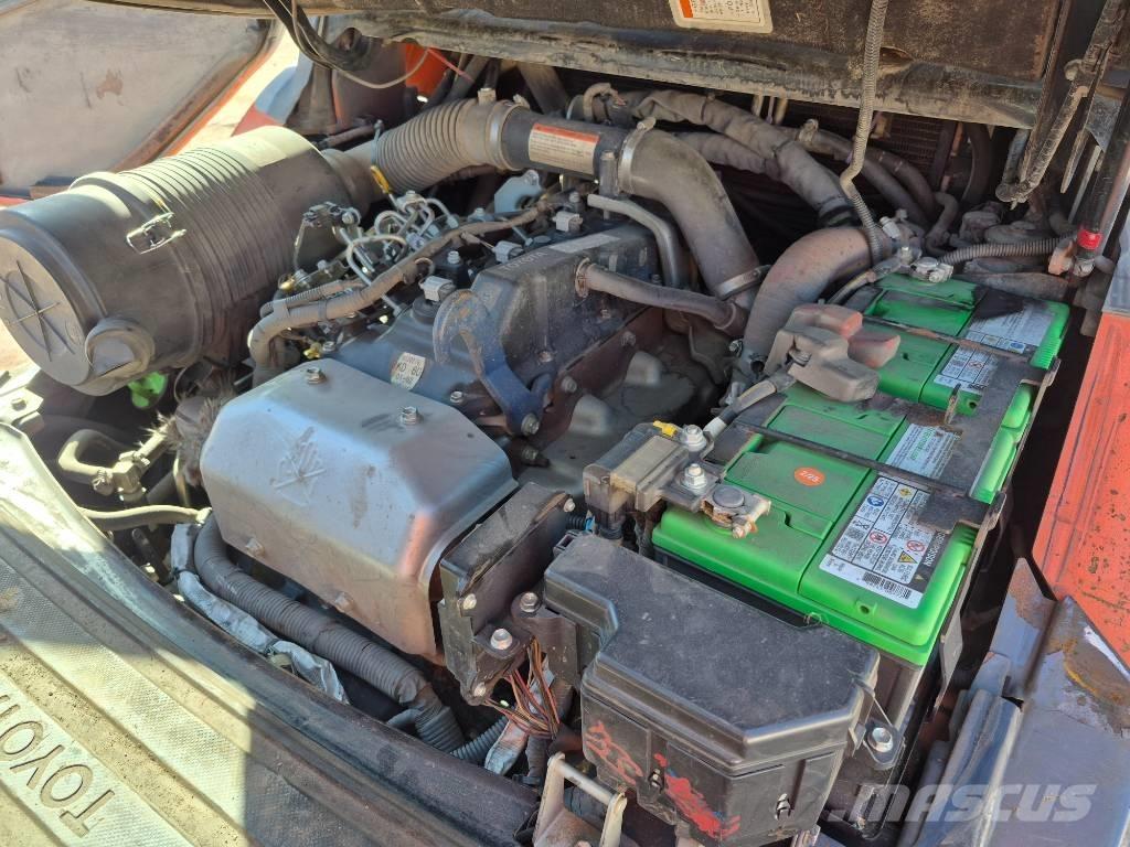 Toyota 8 FD 40 U Övriga motviktstruckar