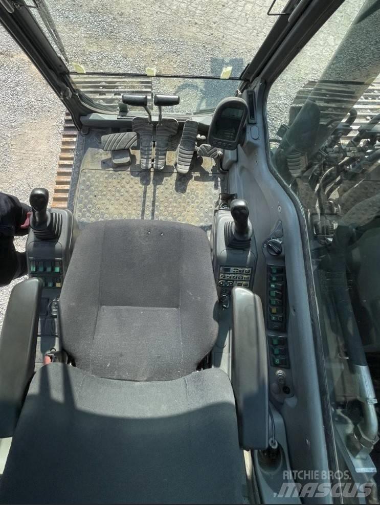 Volvo EC 180 B LC Bandgrävare