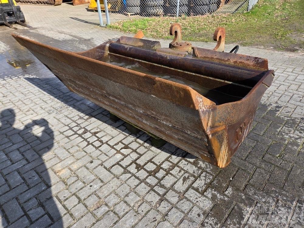Beco Tilt bucket Skopor