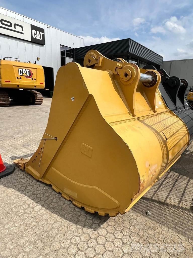 CAT 374 Bandgrävare