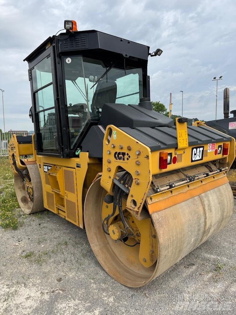 CAT CD 54 B Tvåvalsvältar