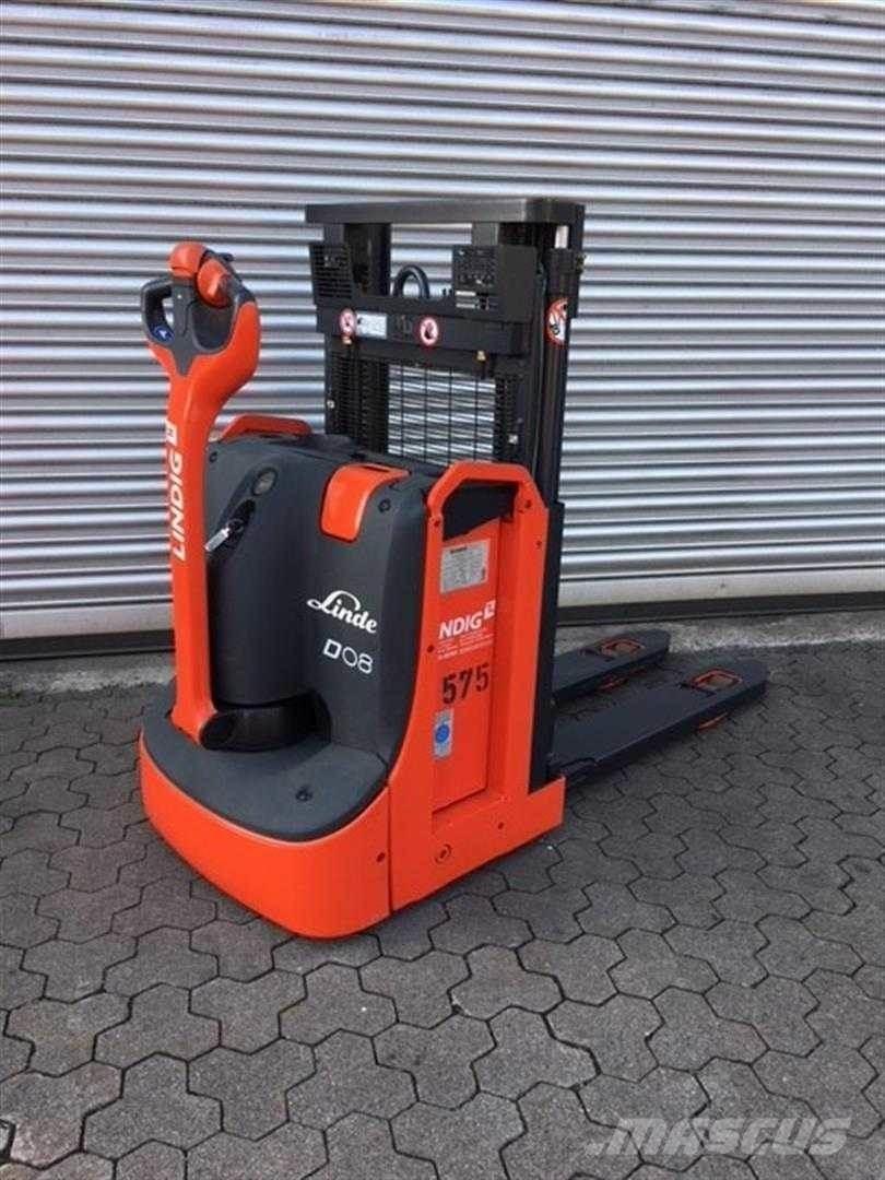Linde D08 Plocktruck, höglyftande