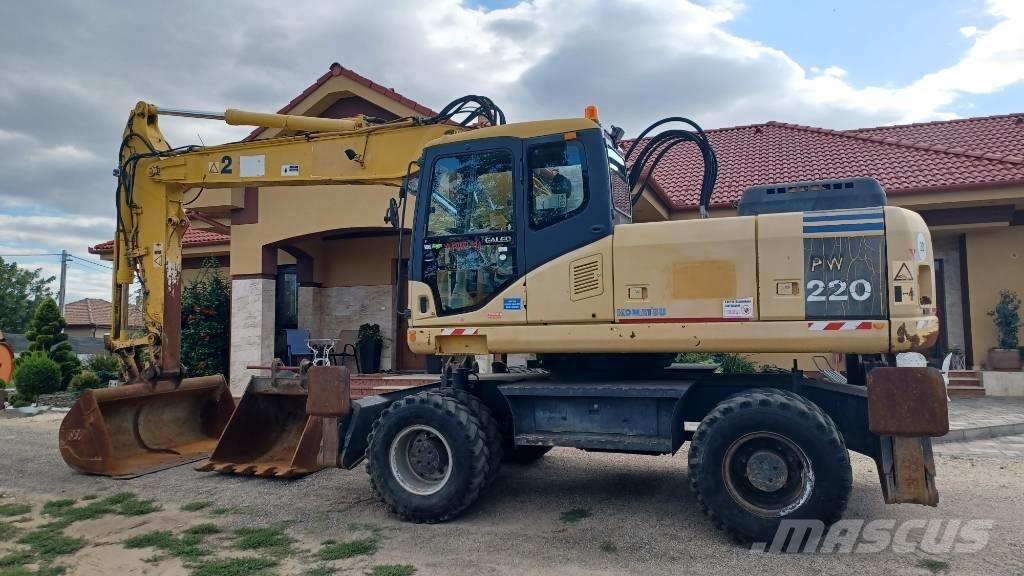 Komatsu PW 220-7 Hjulgrävare