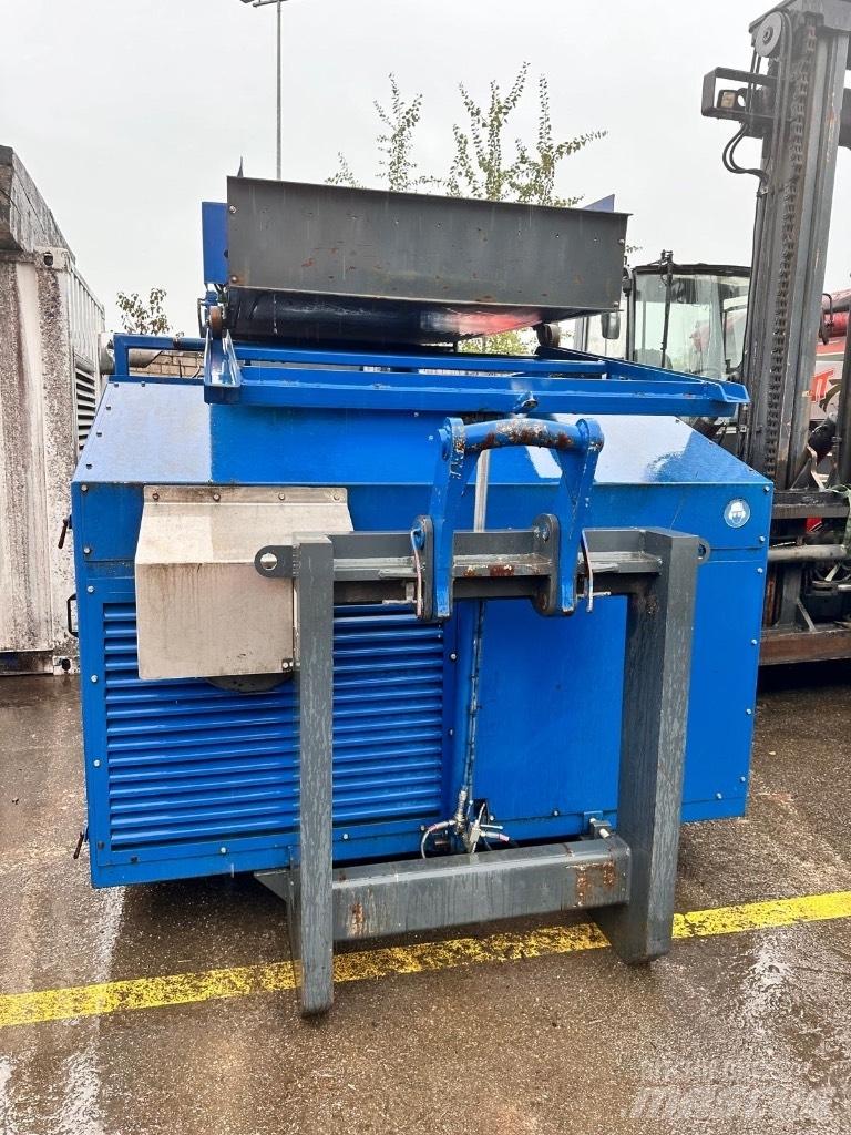 Husmann BZ1200 Vedklyvar och vedkapar