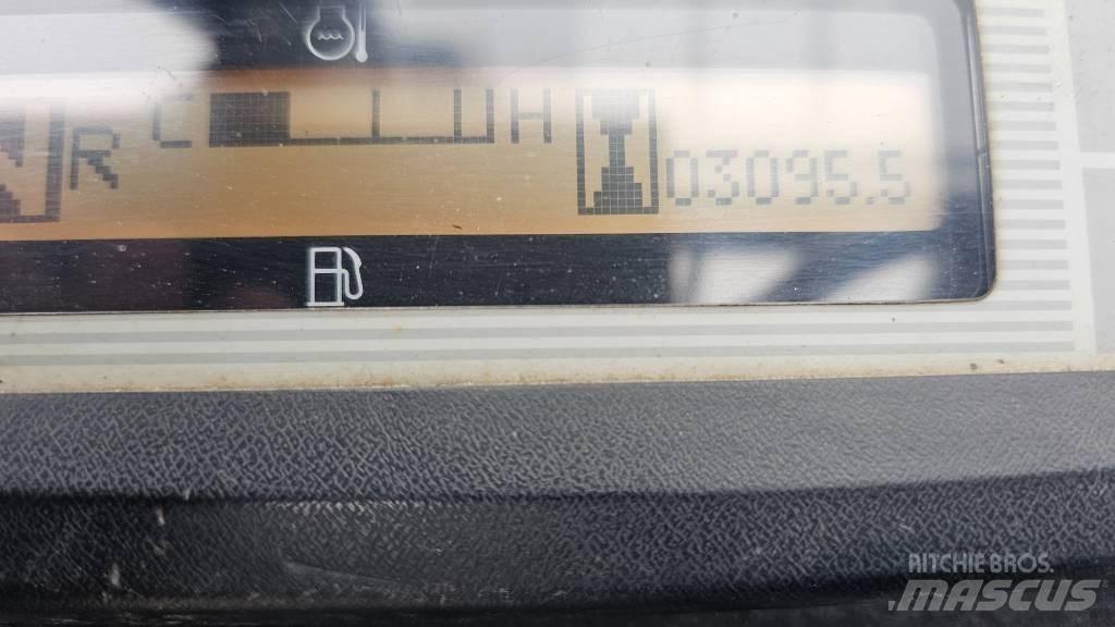 Nissan UG1D2A32LQ Gasolmotviktstruckar