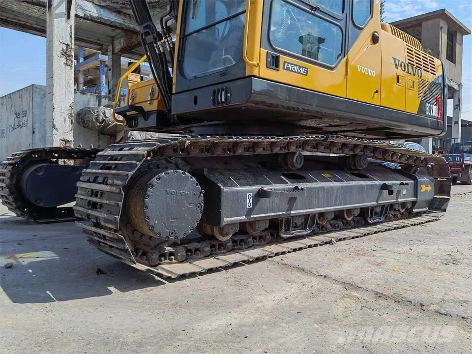 Volvo EC 210 B LC Midigrävmaskiner 7t - 12t