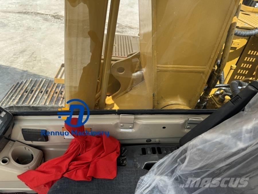 CAT 320B Bandgrävare