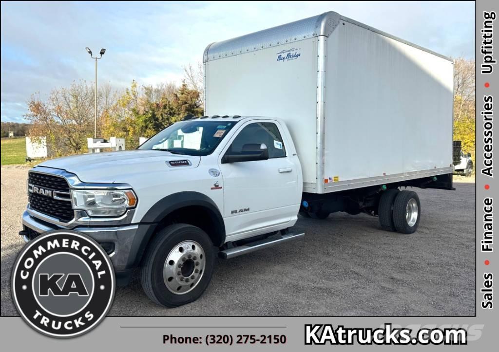 RAM 5500 SLT Skåpbilar