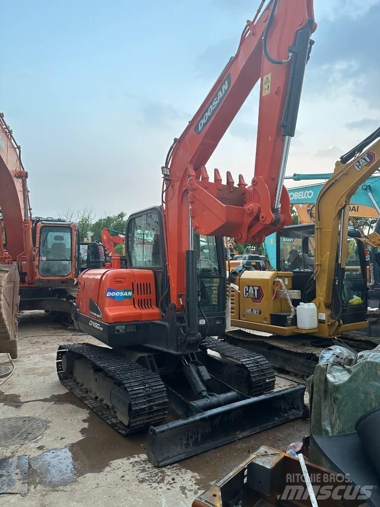 Doosan DX 60 Minigrävare < 7t
