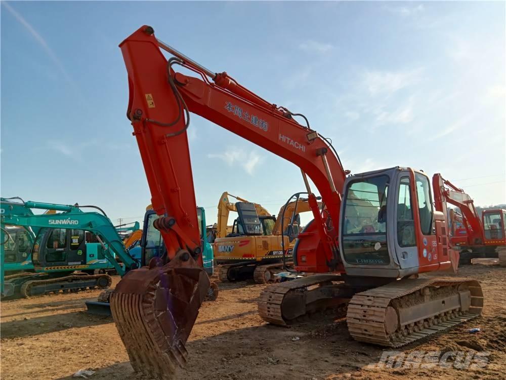 Hitachi ZX135US Bandgrävare