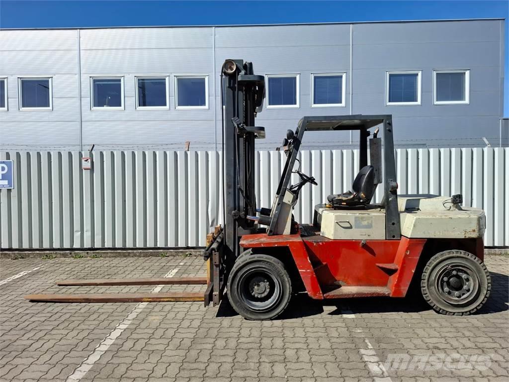 Nissan DF05A60U Dieselmotviktstruckar